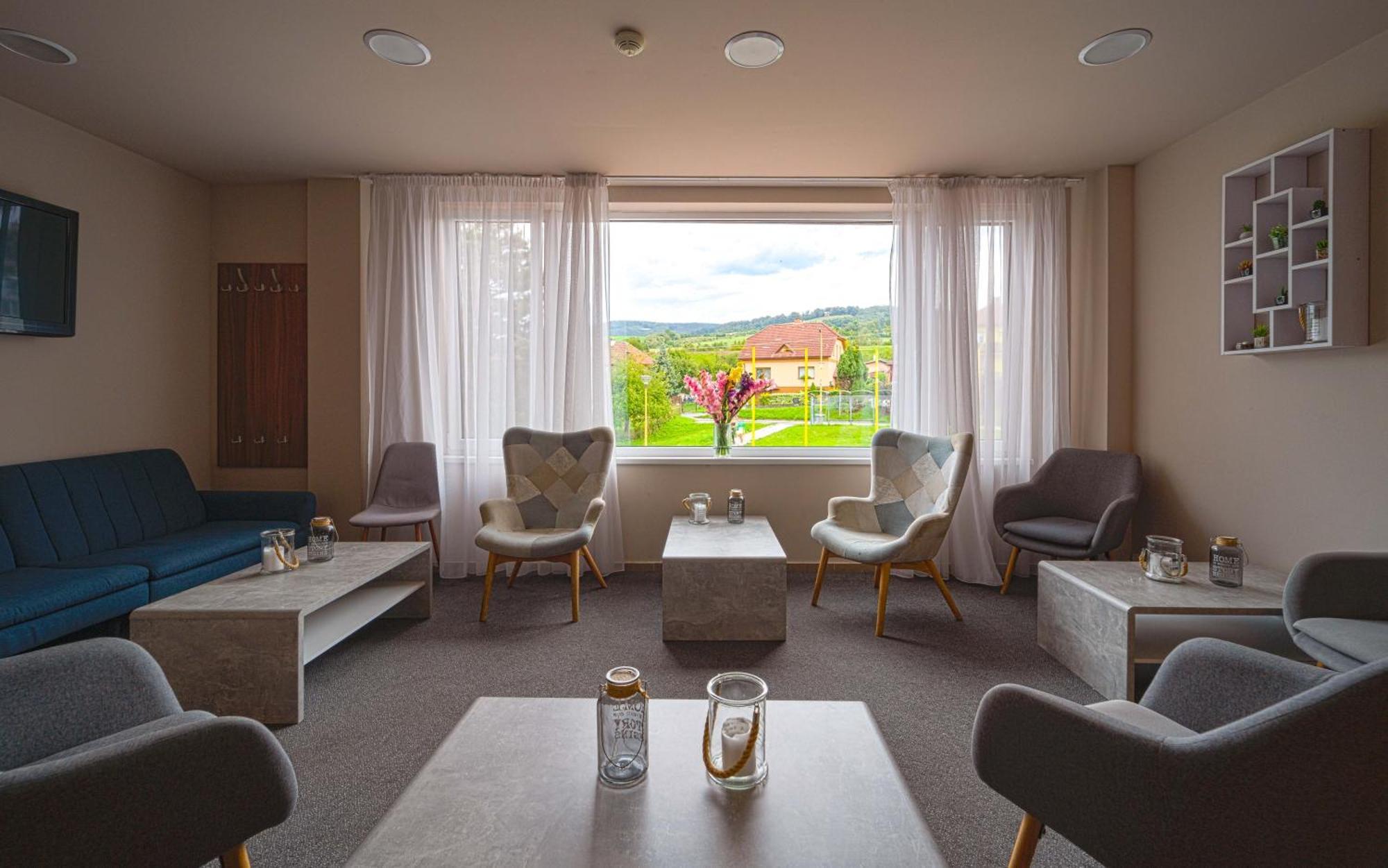 Hotel Aréna Brumov Esterno foto