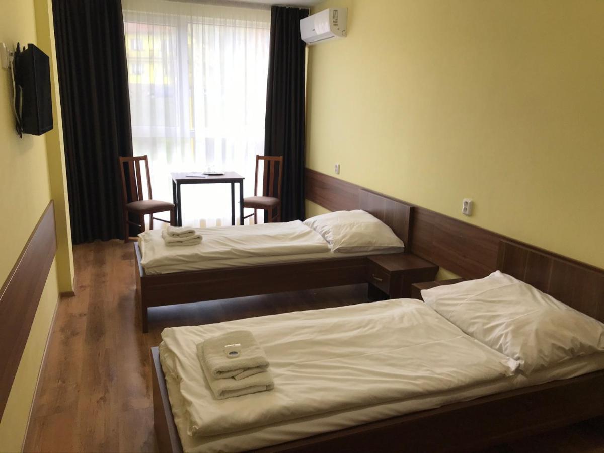 Hotel Aréna Brumov Esterno foto